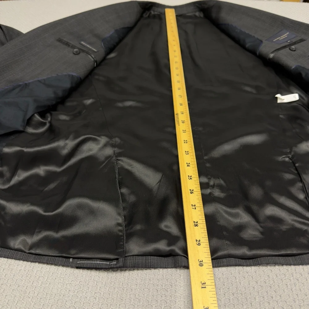 Banana Republic men adult